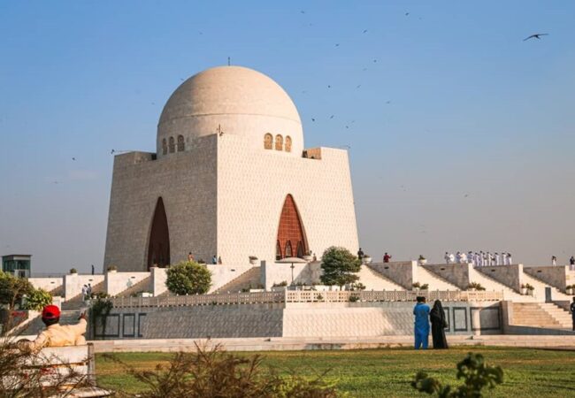mazar-e-quiad