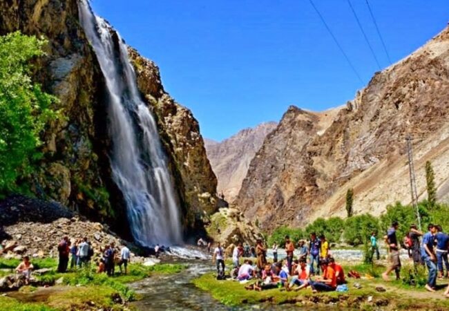 monthokha-water-fall